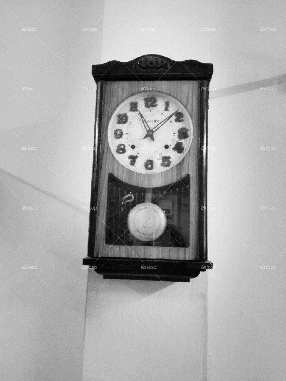 Old clock 🕒