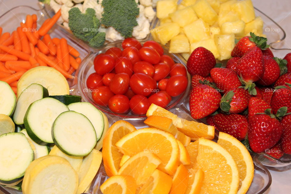 Fruit and Veggie Tray