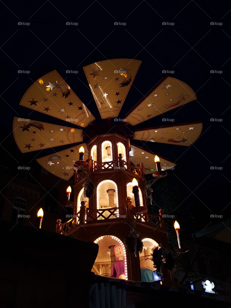 Pyramide zu Weihnachten