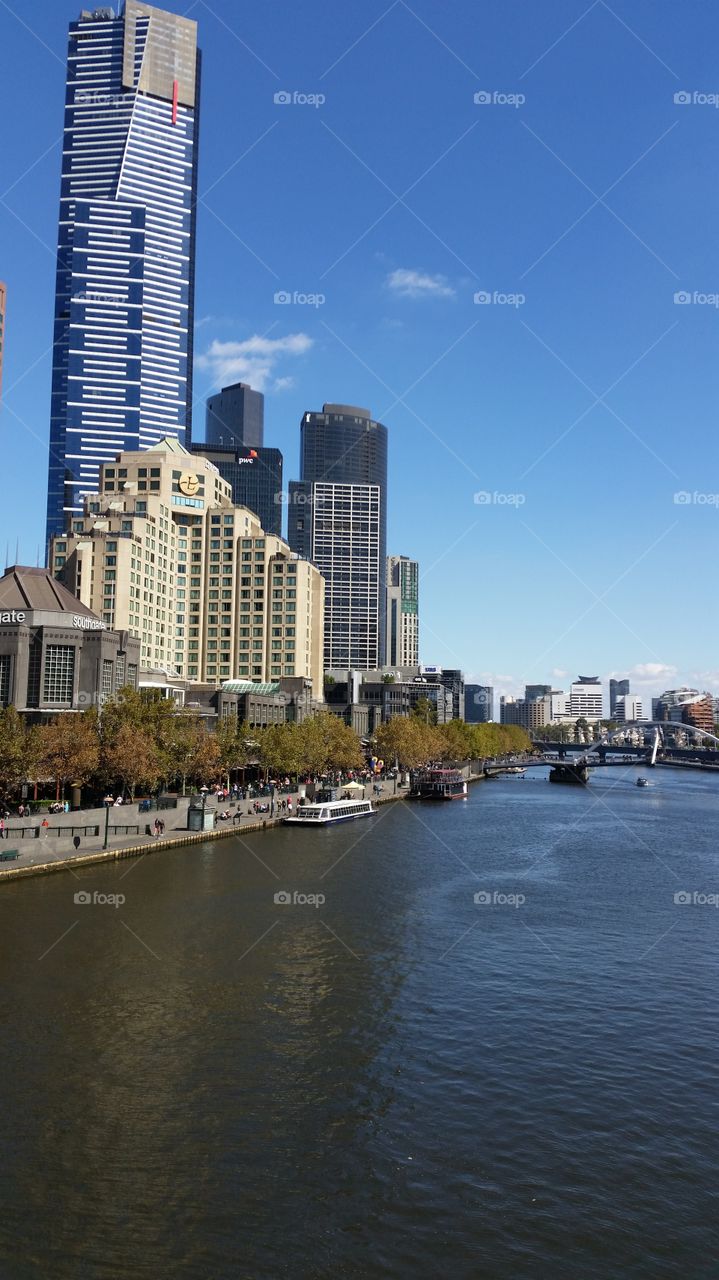 Yarra River . Eureka Tower -Melbourne 