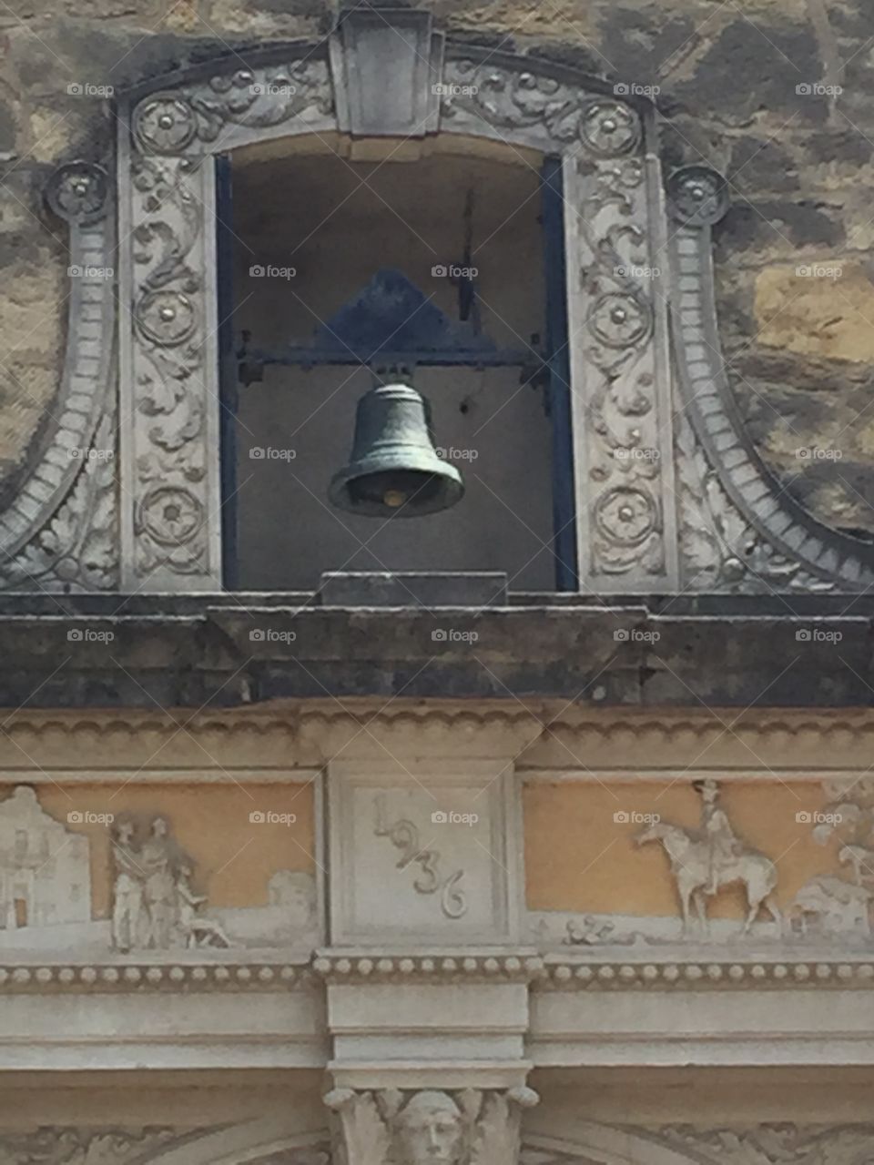 Bell at the Alamo