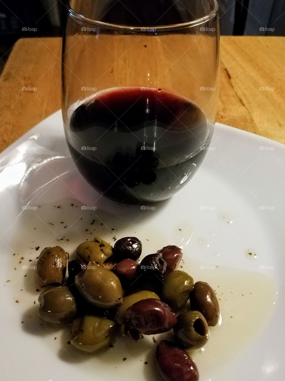 Chianti and olives