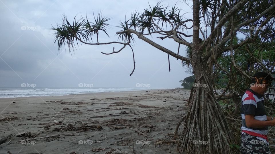 pantai pesisir barat