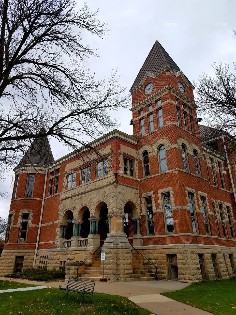 The Richland County Courthouse.
This building has so many details.