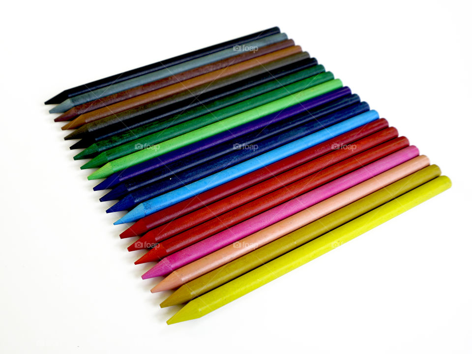 Color pencils diagonal