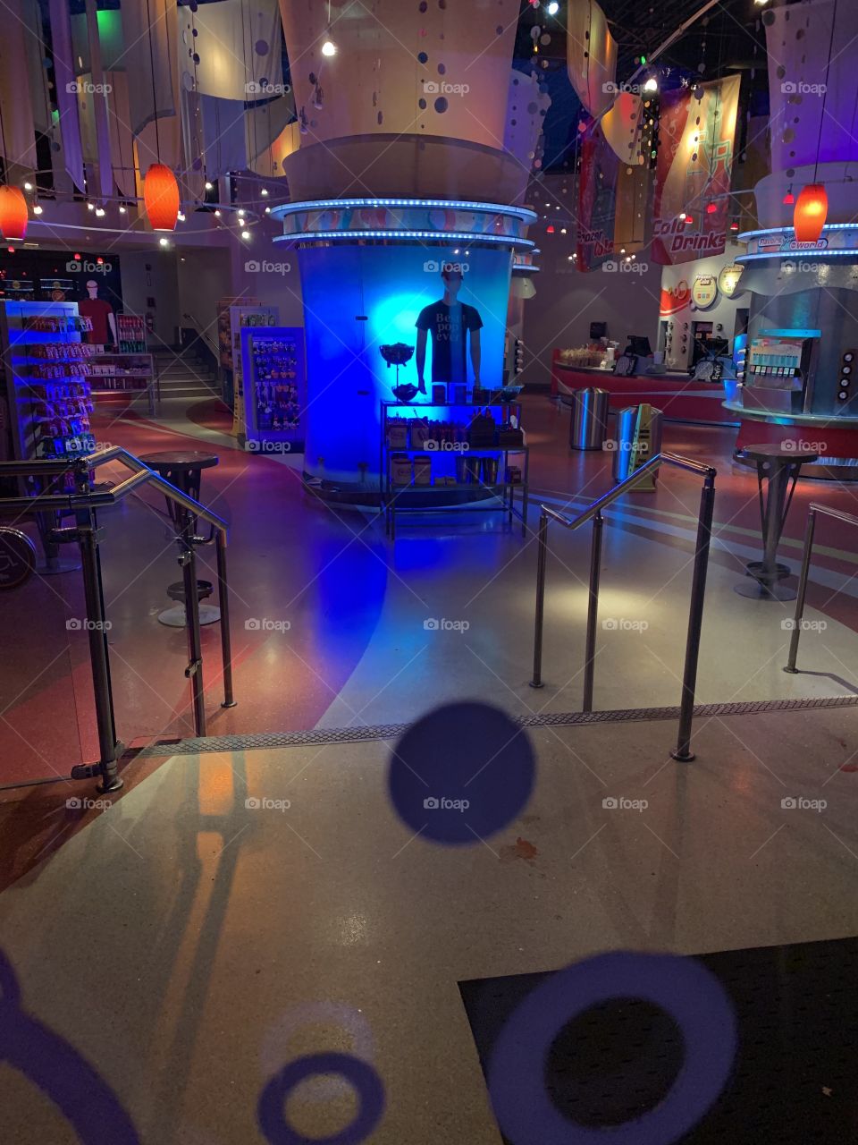 #day128 Everyday WDW Orlando Florida. I have been lost on Disney Properties consecutively since 4/3/19 You can find my encounter https://www.facebook.com/selsa.susanna or on IG selsa_susanna Epcot 8-8-19 Thursday TEMP CLOSING