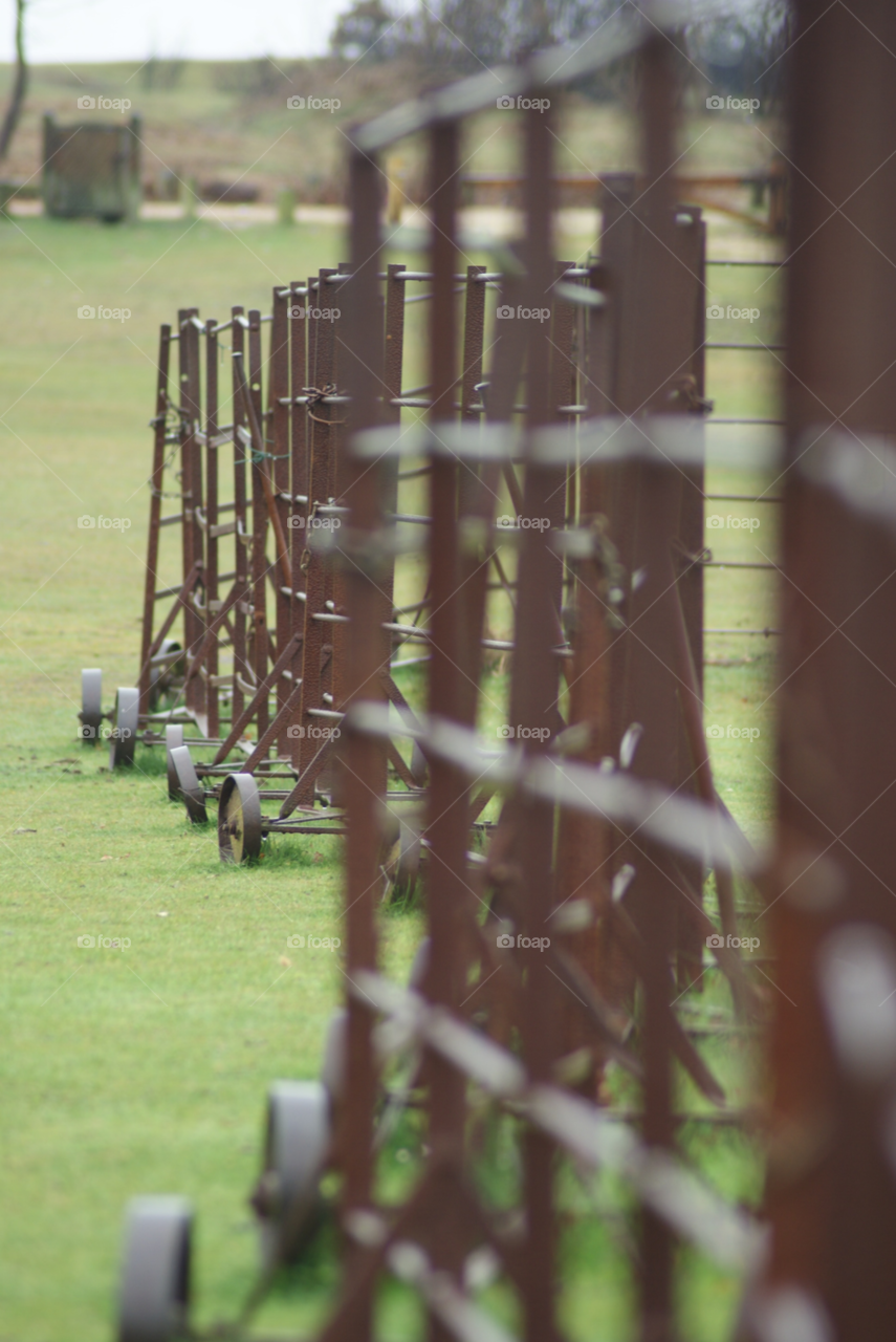 fence wheels depth of field railings by Pahars