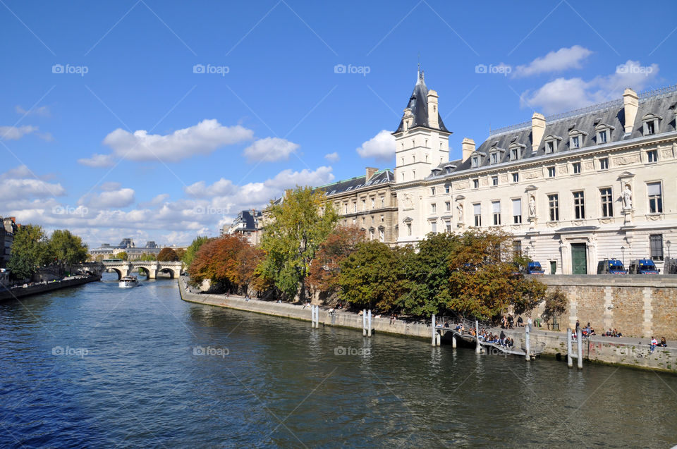 Autumn view in Paris 