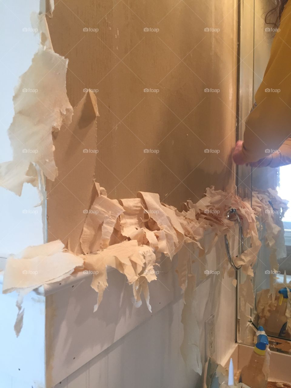 Textured wallpaper removal