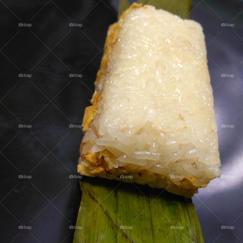 Sweet Stuffed Sticky Rice Roll