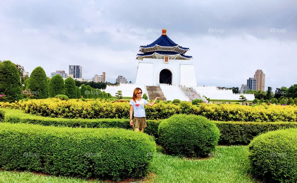 Come with the sense of this old structure one of the beautiful wonders of Taiwan, The famous Chiang Kai-Shek Memorial Hall
