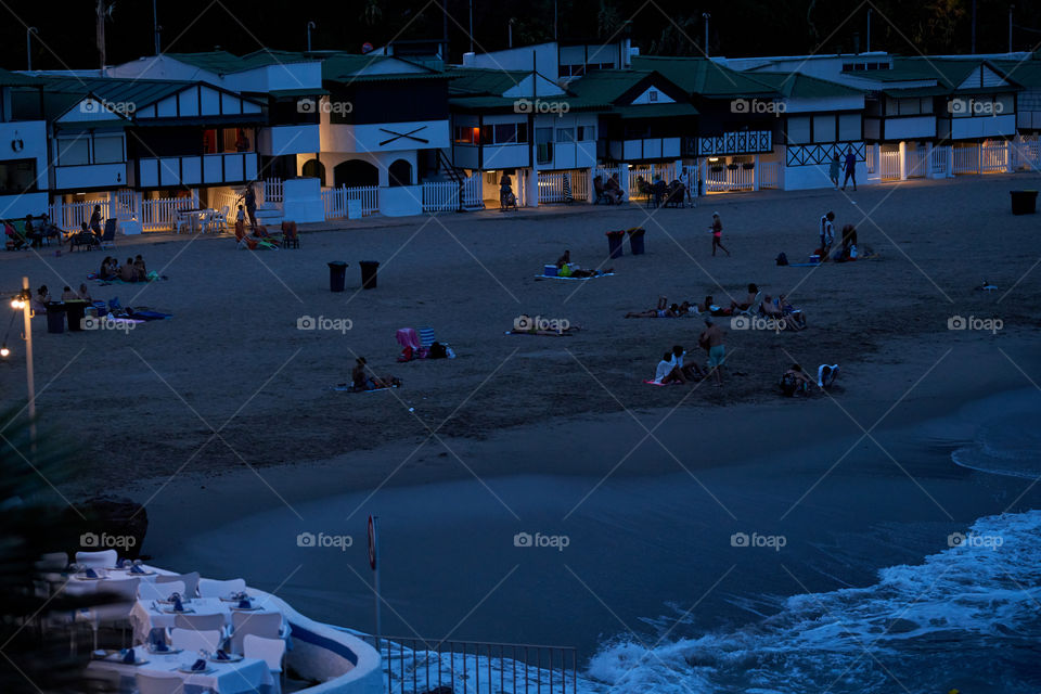 Cuando el día se acorta, pero las ganas de playa no. 