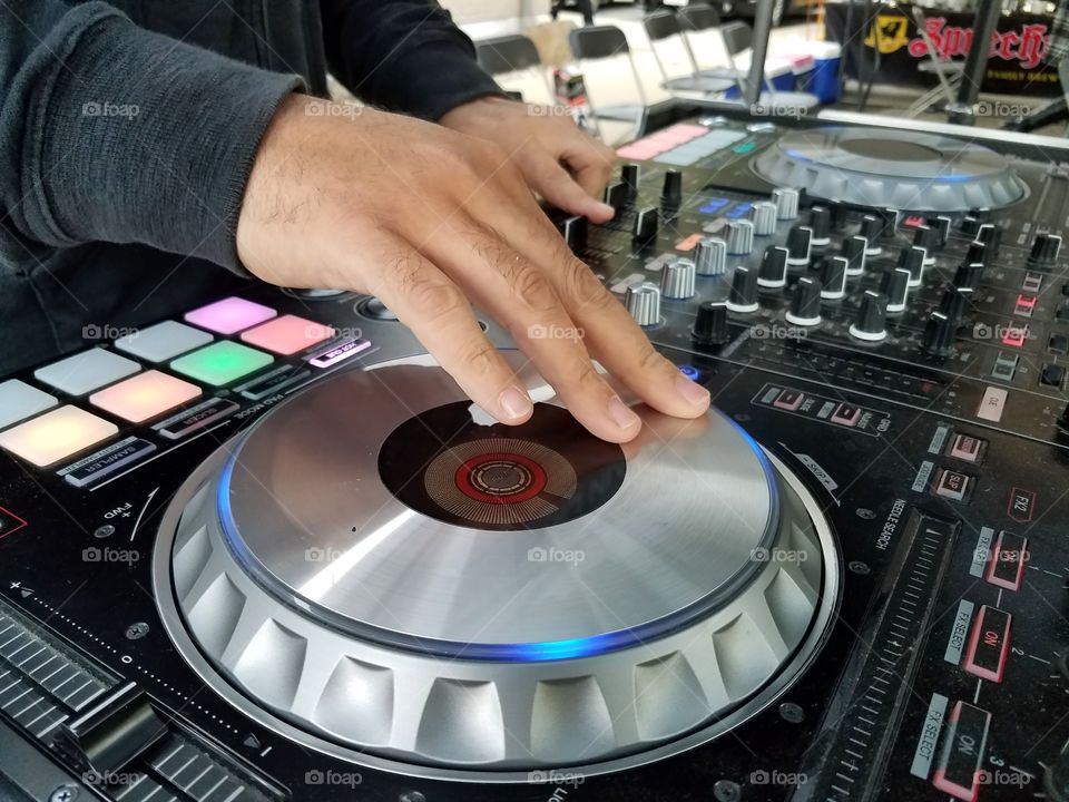 DJ Marcus Angel in the mix