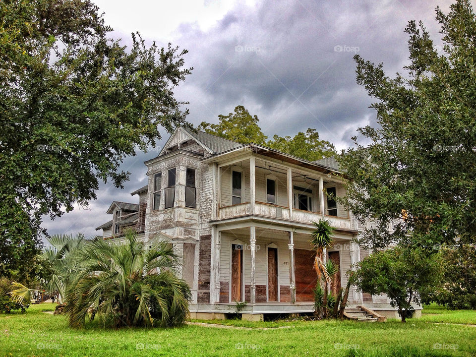 house hdr halloween abandoned by malanis