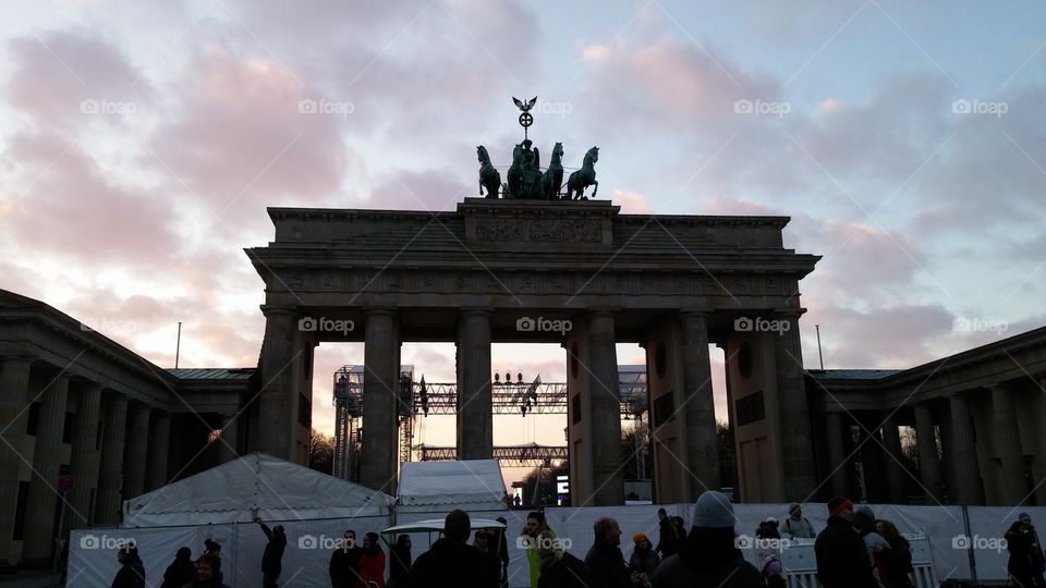 Berlin - Brandenburger Tor - Summer - Evening