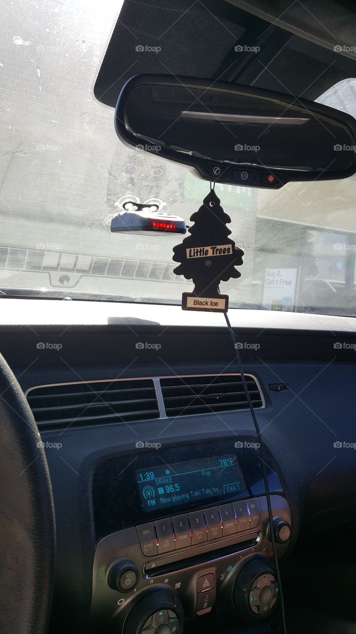 inside camaro car dash radar tree air freshener
