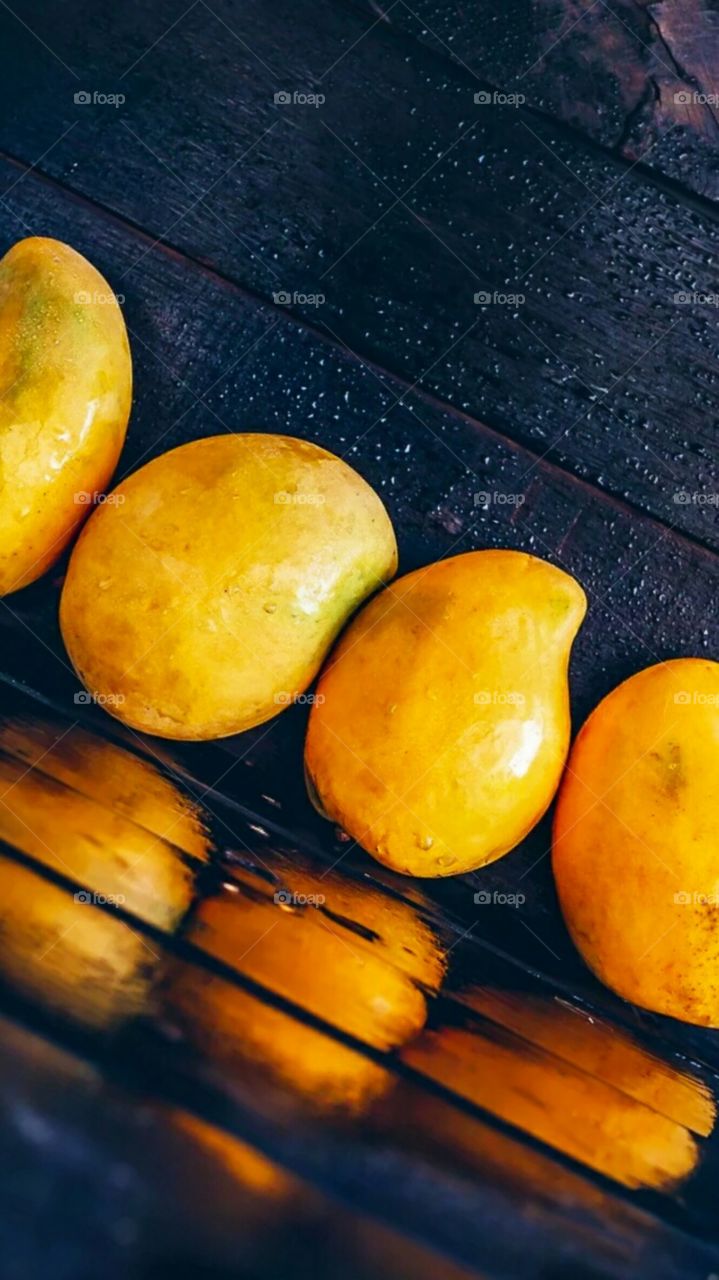i like mangoes...