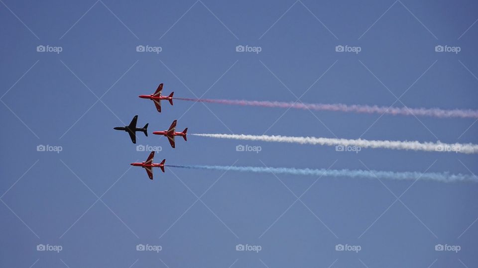 Red arrows