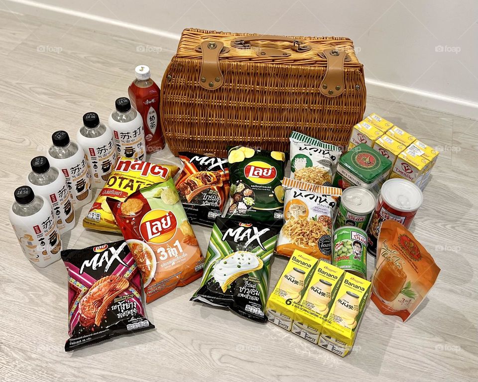 Snacks and titbits from all around the world 