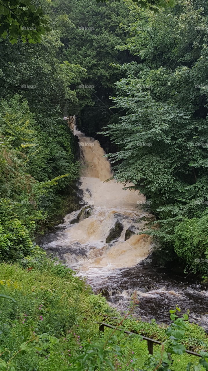 tumbleing waterfall