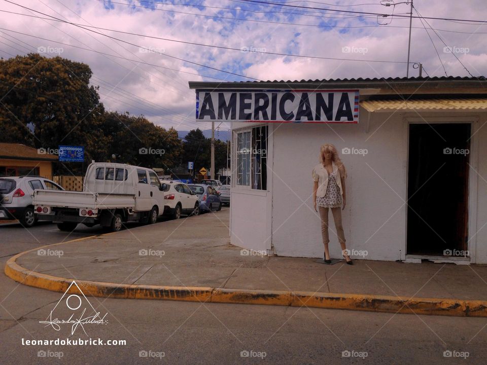 "AMERICANA"
[©LeonardoKubrick]