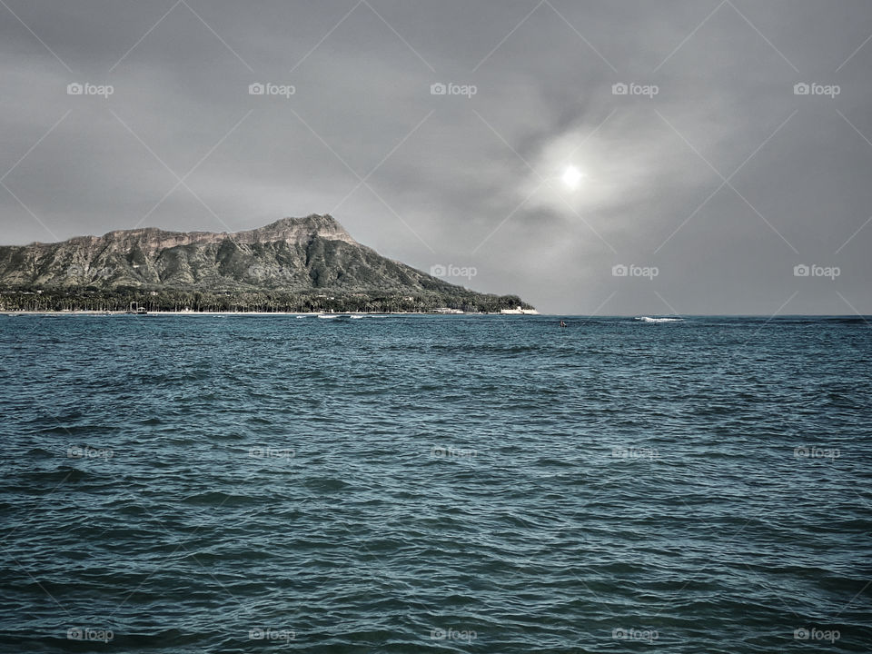 Dream vision of Diamond Head without the high-rise buildings at its tip