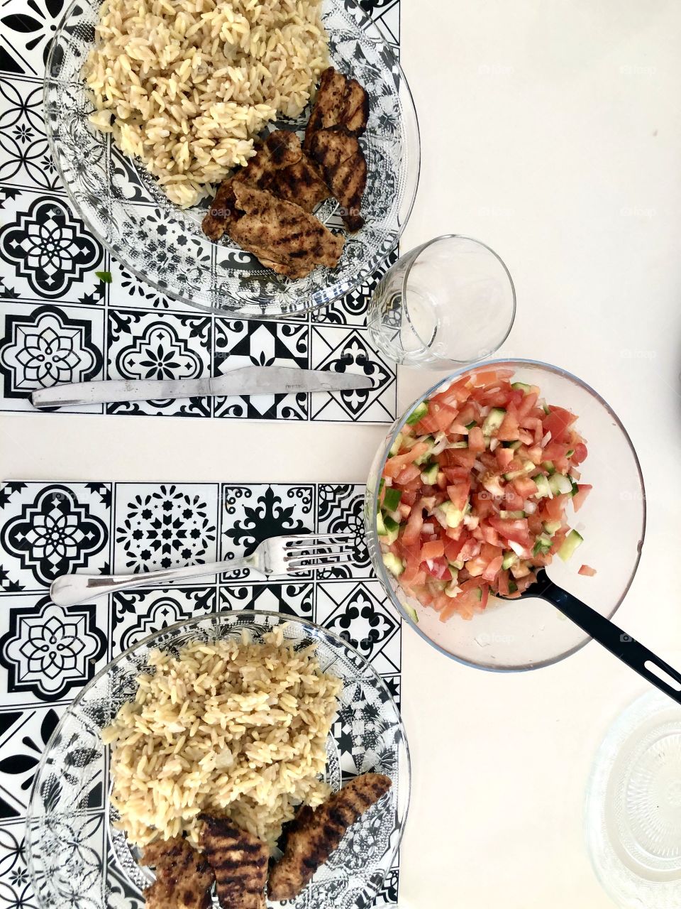 Launch at home for two - chicken, rice and salad !