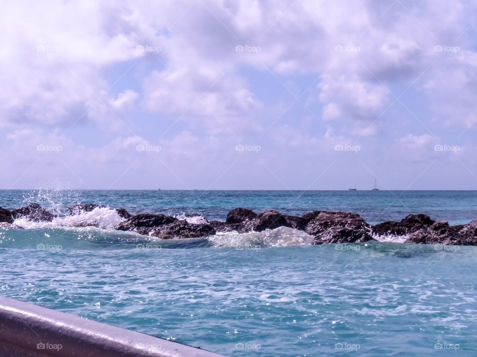 Boat ride around the island 