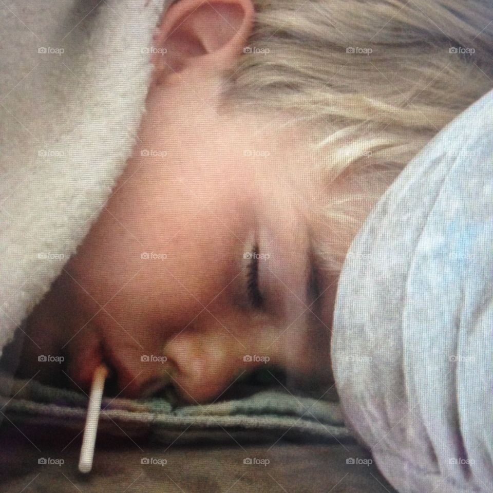 Sucker while napping 