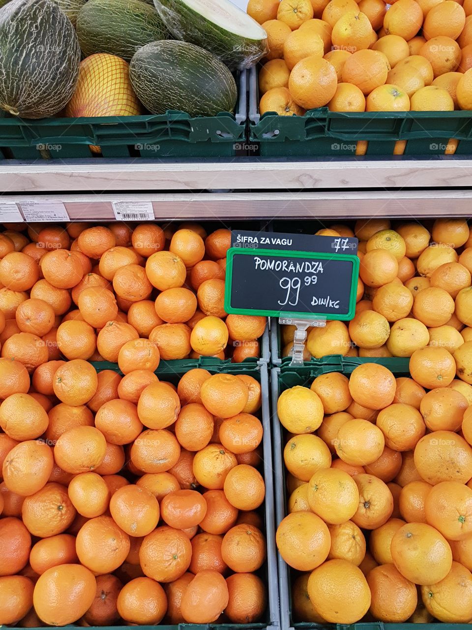 oranges in the store, fruit, food, healthy
