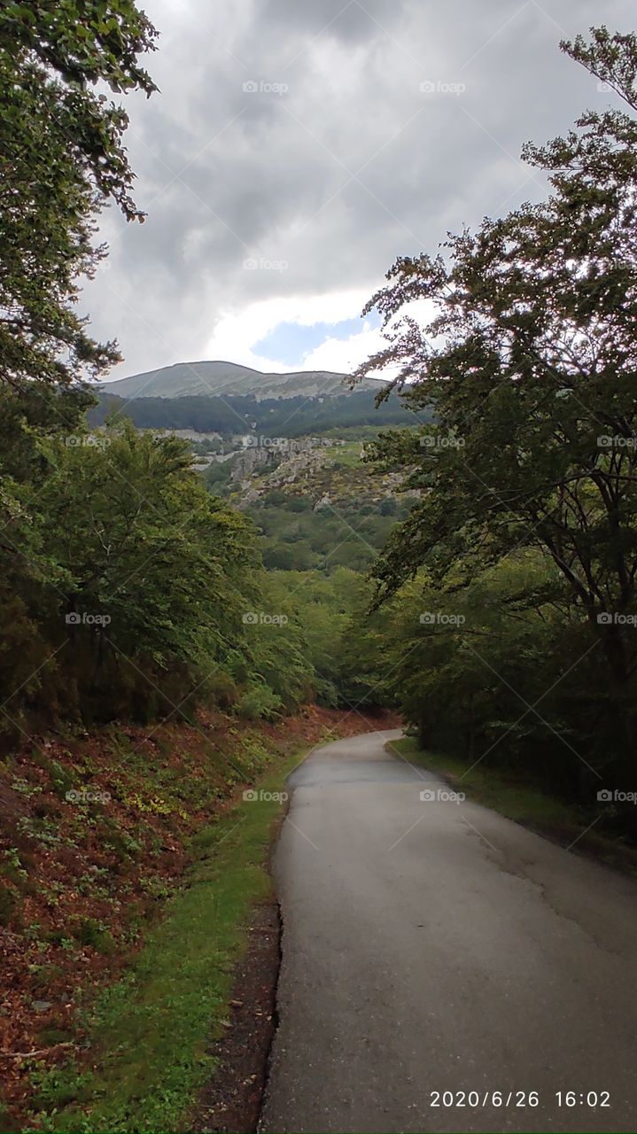 caratera de montaña.