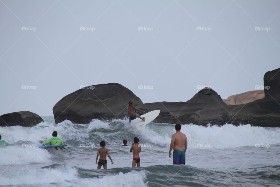 boys surfers