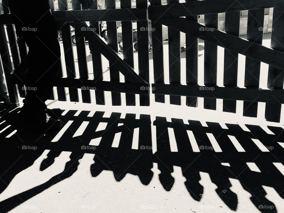 Shadows on the gate 