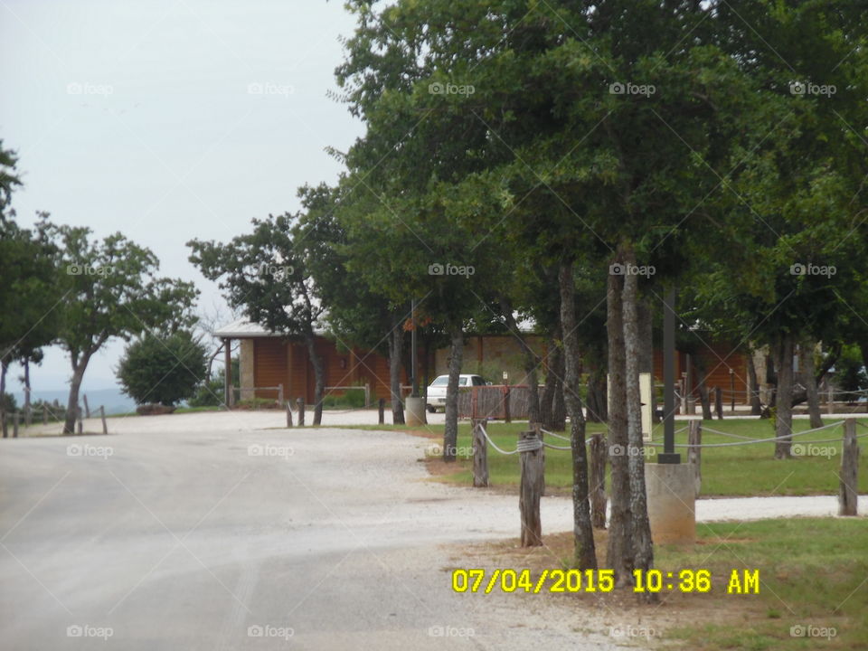 cabin road. This is the welcome road to the cabins at the wildcatter ranch resort located east of Graham Texas. 👣 🚶 🏃 🔥 💨