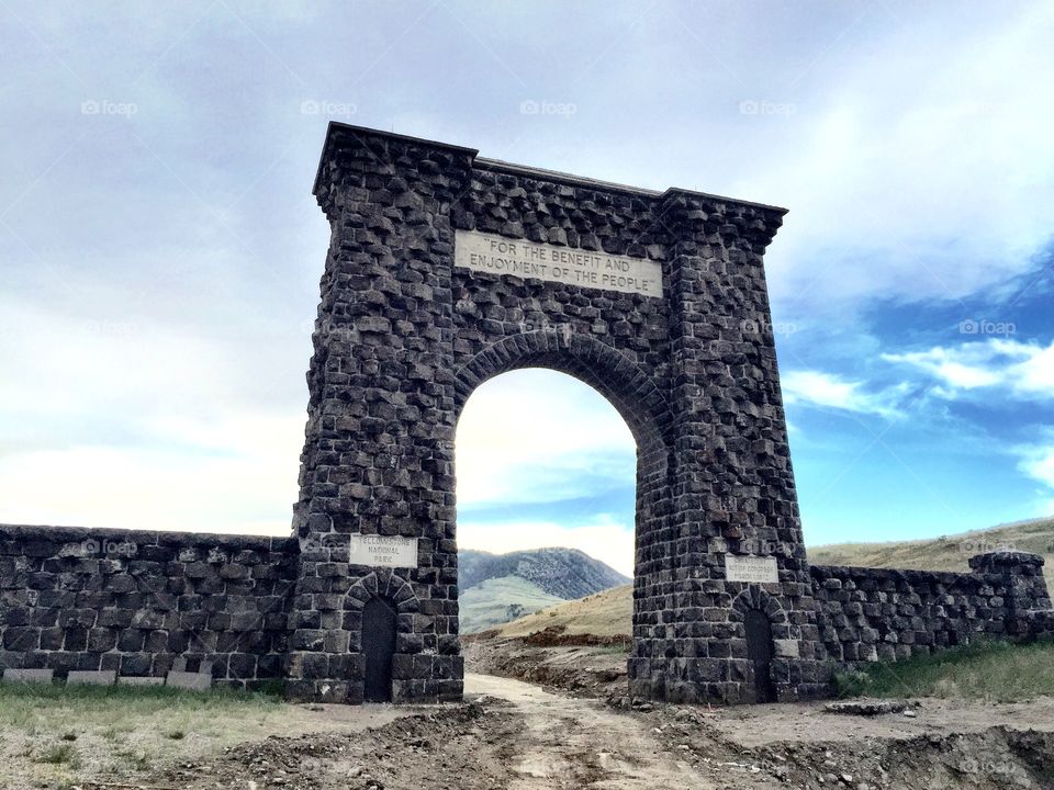 Yellowstone Roosevelt Arch