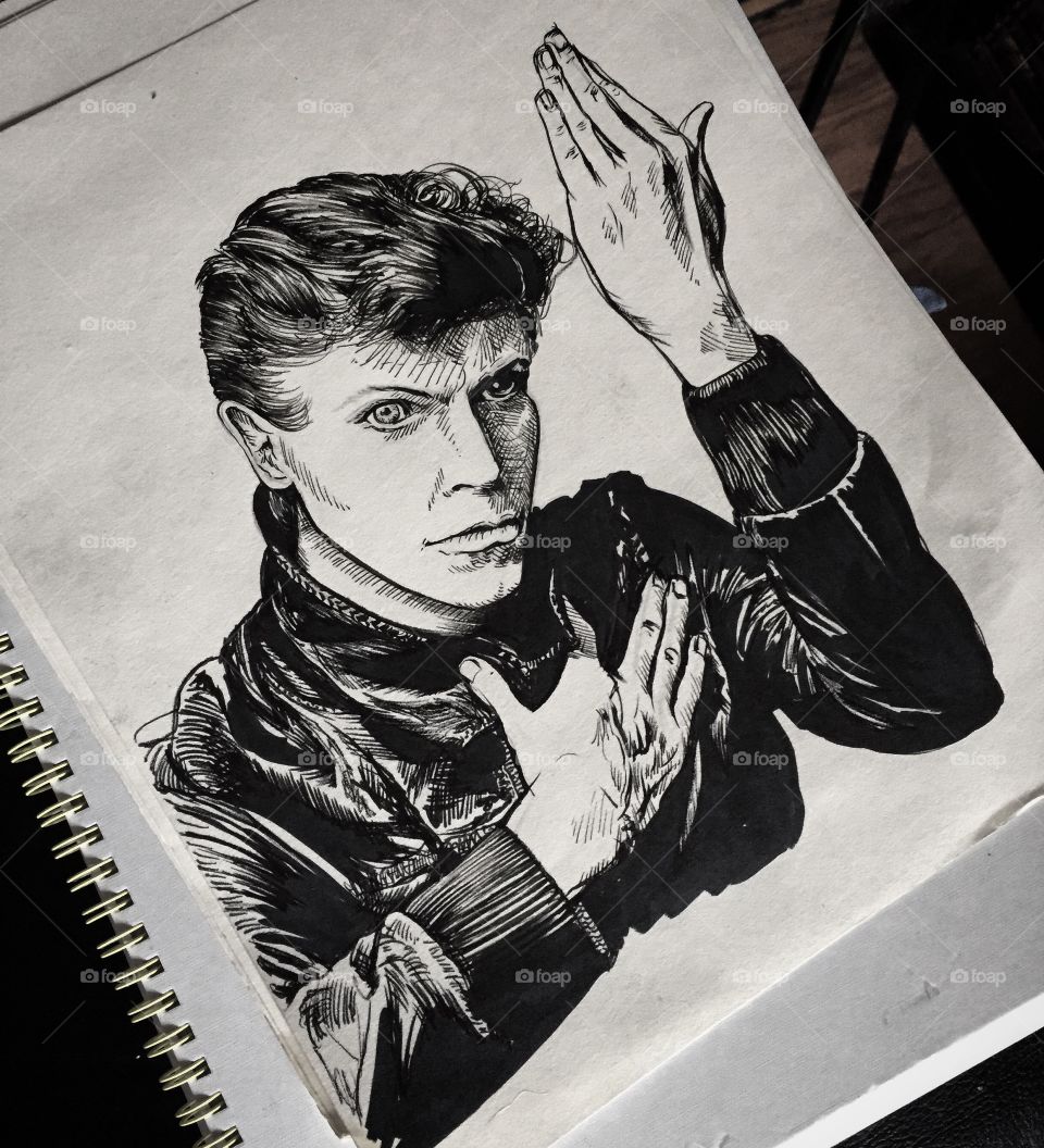 Bowie/Heroes pen and ink drawing by Lauren Busiere