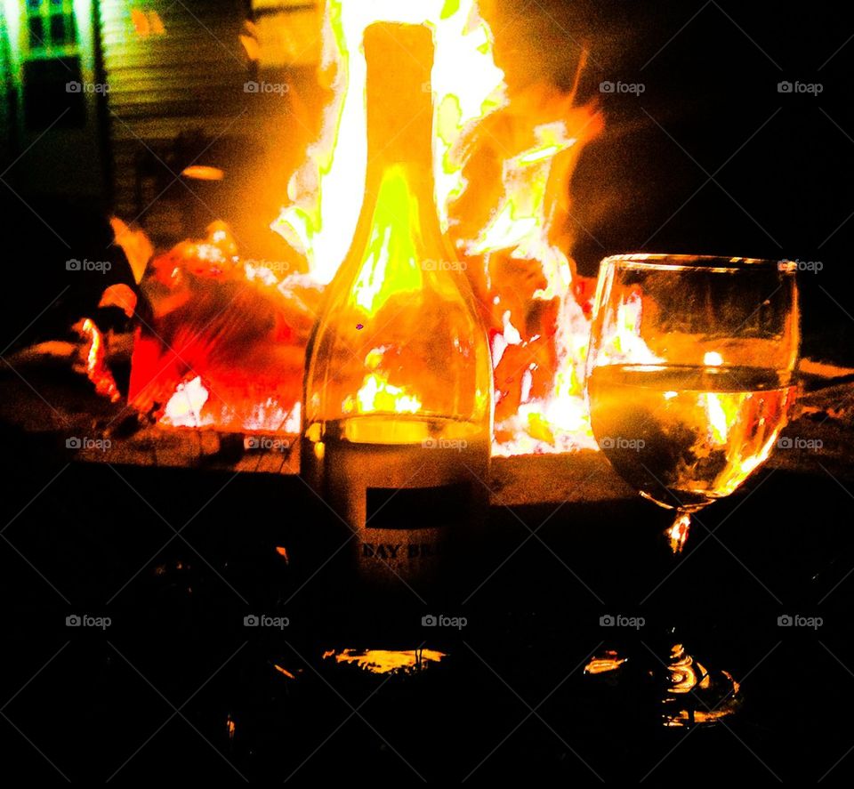 Fireside vino