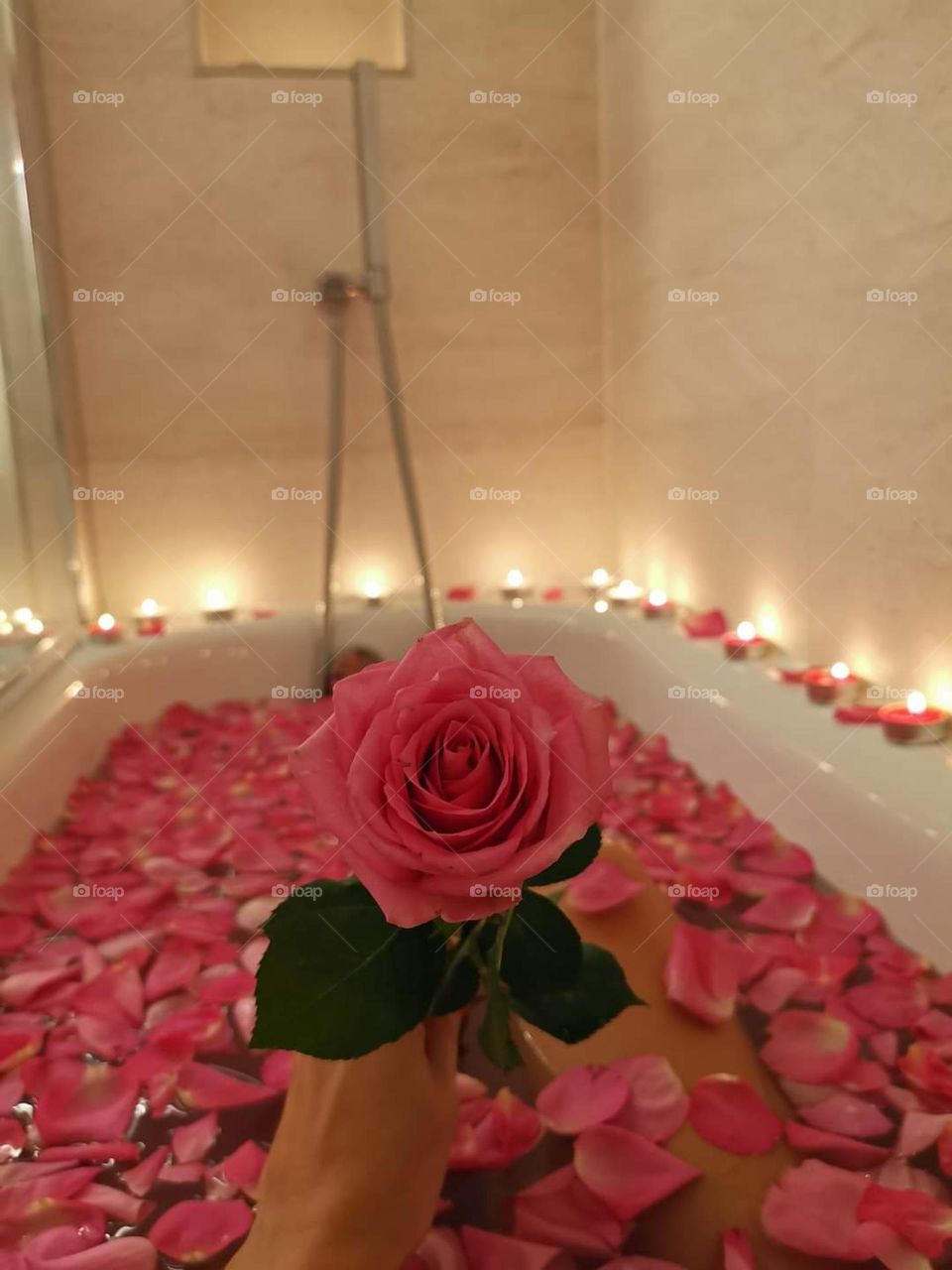 Relax, flowers bath, enjoy the moment, roses in the bath, romantic and beauty.