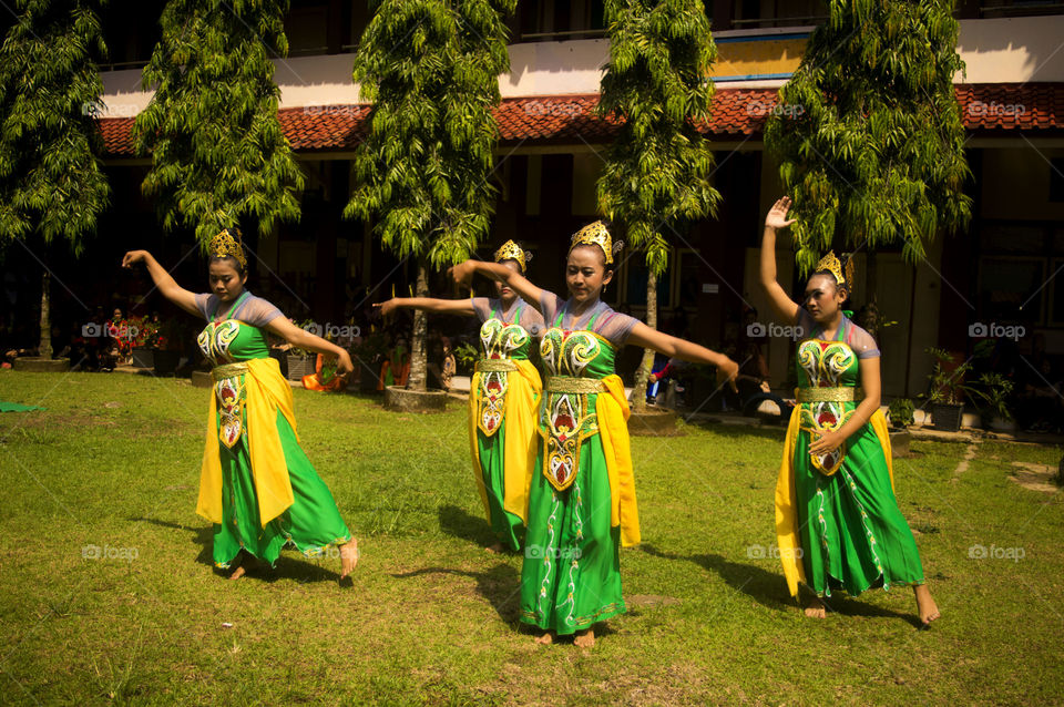 traditional dance competition
