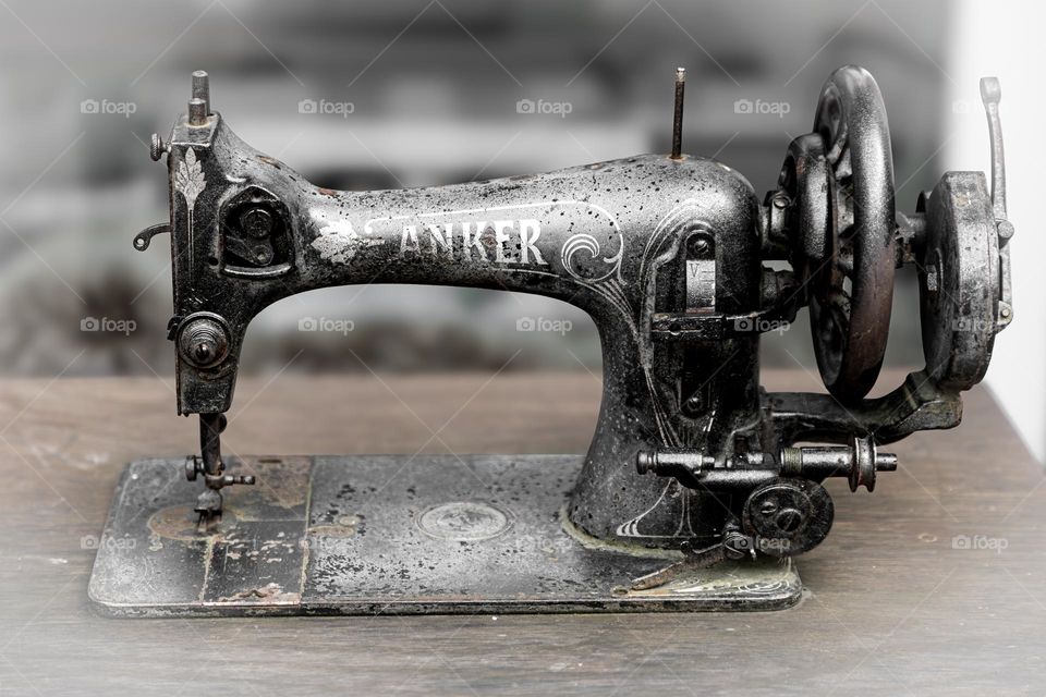 Old vintage sewing machine 