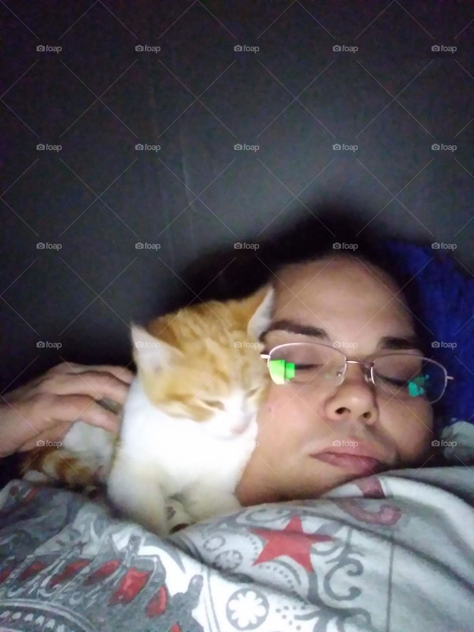 sleeping with kitty
