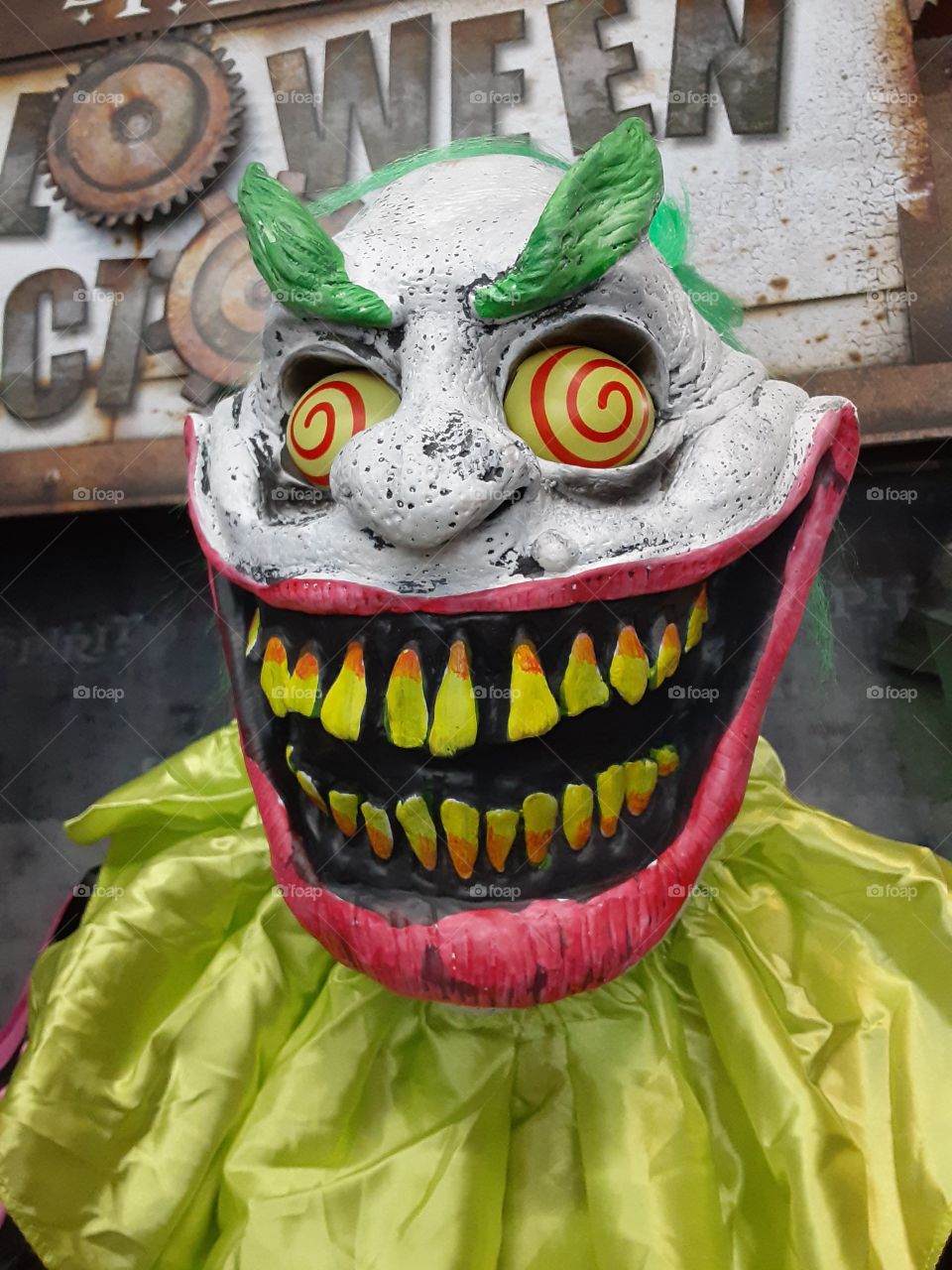 Spooky Green Clown