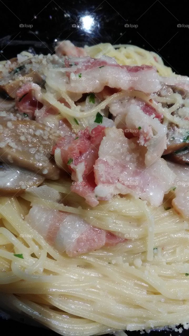 Cabonara Spaghetti