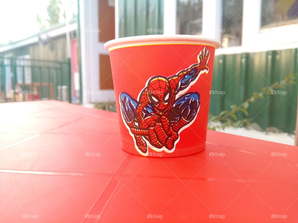 spider man  on cup