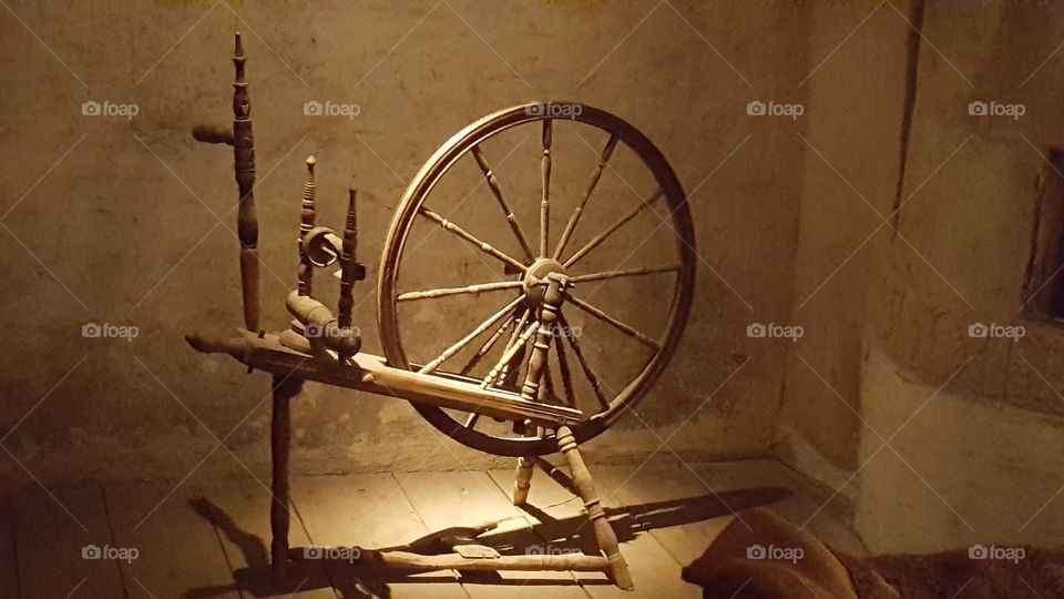 Spinning wheel