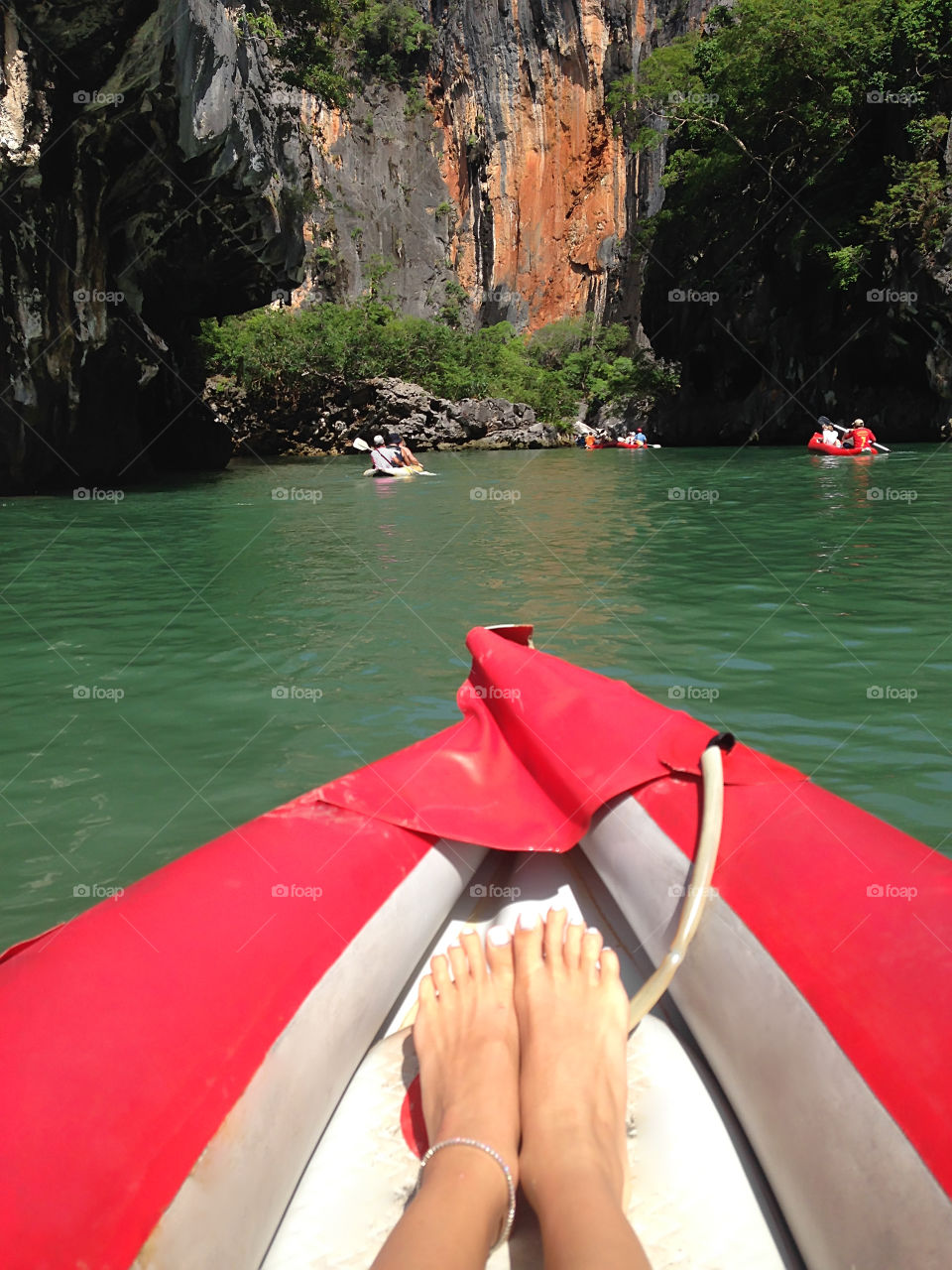 Adventurous travel by boat in lake 