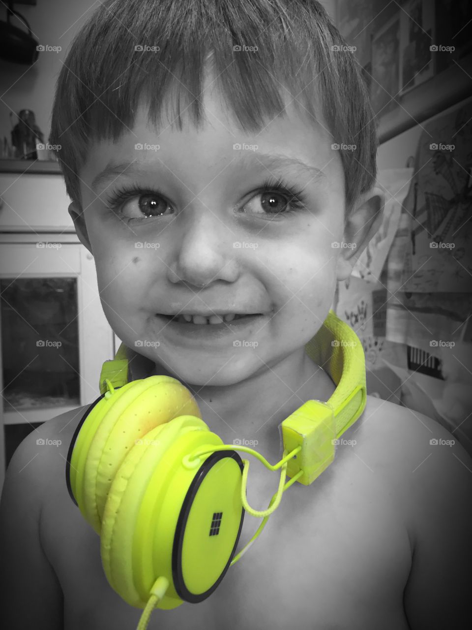 Portrait of a boy with earphone