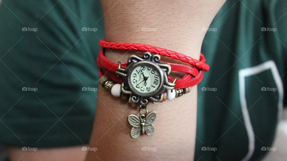 Red Time. I wore this once.

I should really wear it more because it's beautiful.