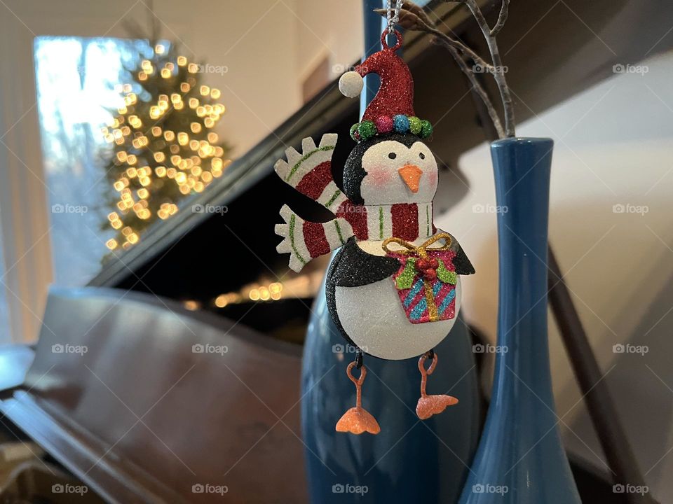 Penguin Gifts, Christmas ornament with piano and tree 