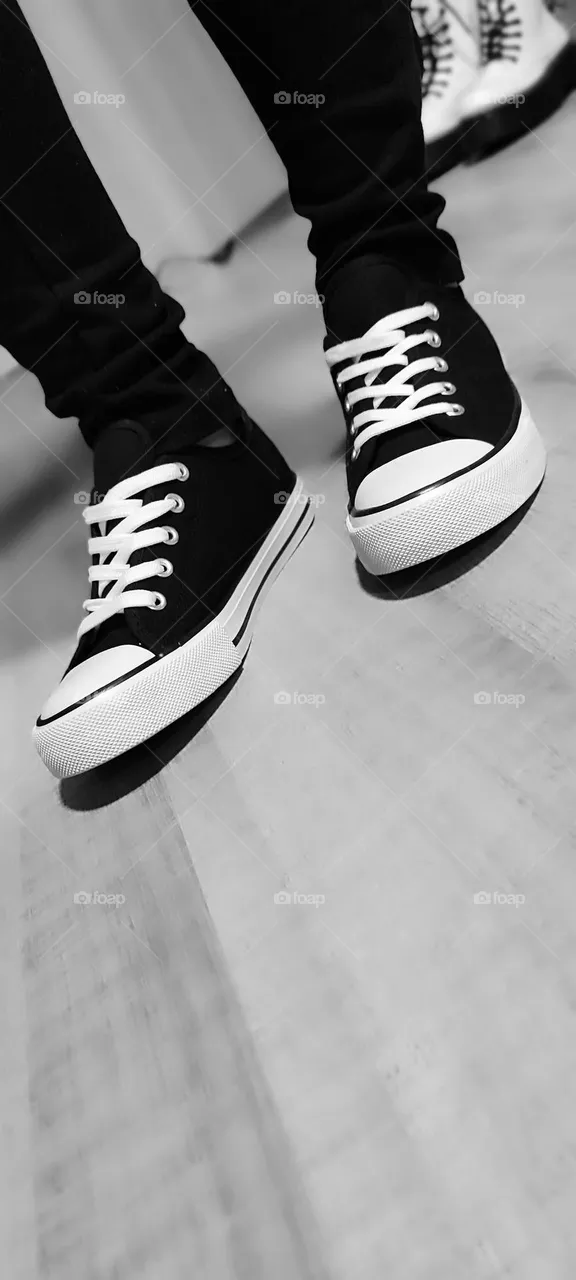 Shoes , sandals